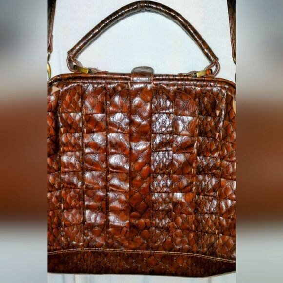 Jessica Simpson Brown Ruffled Alligator Style Crossbody Bag - Picture 2 of 11